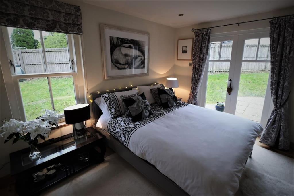 Loch Lomond Unique Selfcontained Bed+Bathroom Alexandria Buitenkant foto