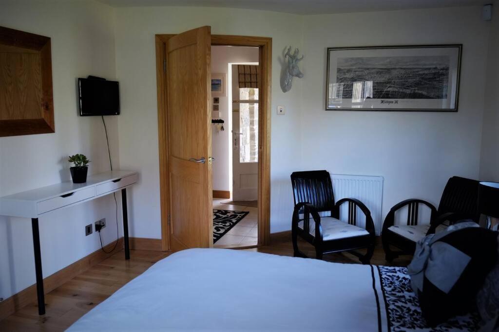 Loch Lomond Unique Selfcontained Bed+Bathroom Alexandria Buitenkant foto